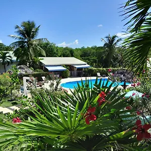 Au Village De Menard Aparthotel